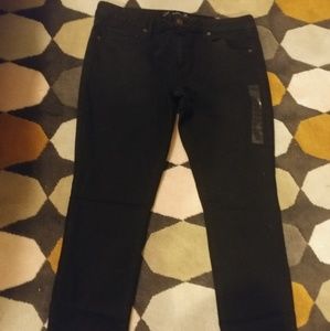 American Eagle Black Skinny 18 Regular Jeans NWT